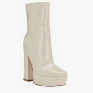 Nwot GUESS Women White Square Toe Block Heel Zip-up Platform Bootie --7M- 600